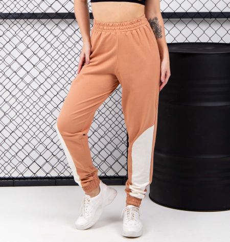 Calça Jogger Com Detalhe Contrastante 